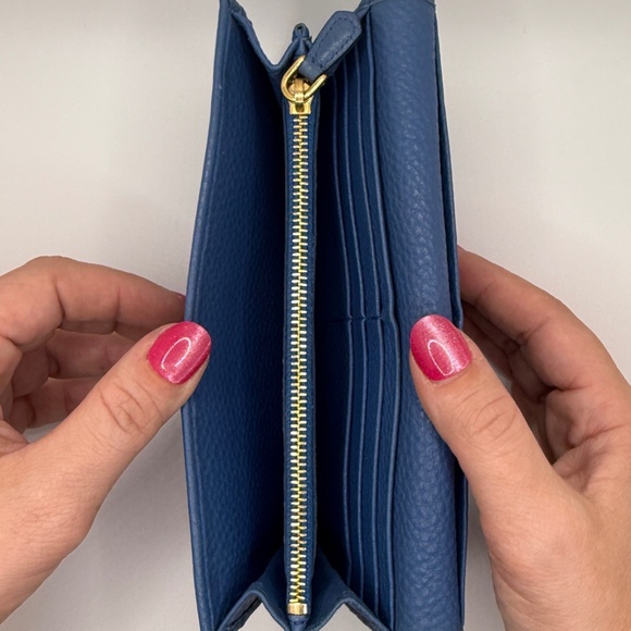 Prada Continental Flap Long Wallet in Blue Pebbled Leather - Picture 12 of 17